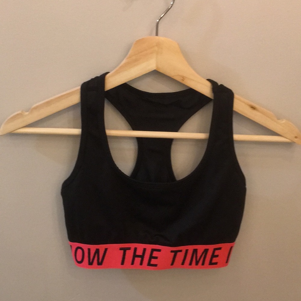 Sports bra
